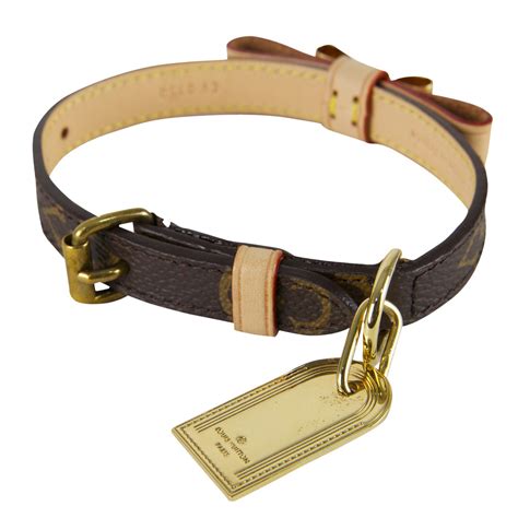 louis vuitton dog collar and lead|Louis Vuitton dog leash.